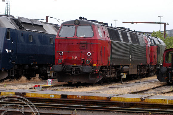 FDG1120. 1416. Copenhagen depot. Denmark. 19.6.04