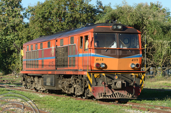 DG133331. 4518. before working  S Exp 2. Chiang Mai. Thailand. 5.12.12.