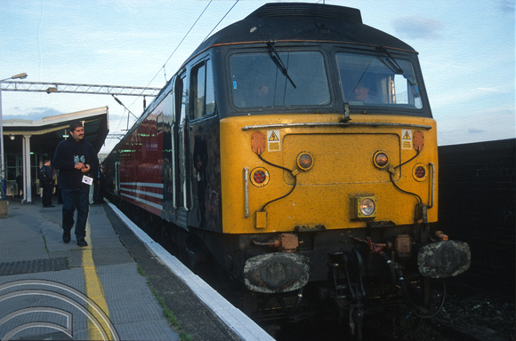 11152. 47750. 17.15 to Holyhead. Manchester Piccadilly. 9.10.02