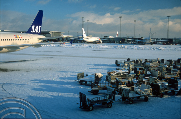 T12378. The deserted airport in the snow on new years eve. Copenhagen. Denmark. 31.12.01