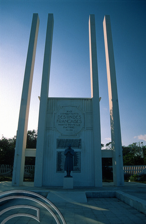 T6579. French war memorial. Pondicherry. Tamil Nadu India. 28th January 1998