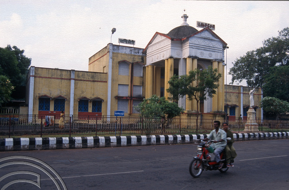 T6575. Exterior of the railway station. Pondicherry. Tamil Nadu India. 28th January 1998