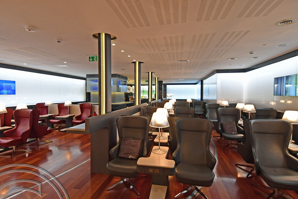 DG270881. New Eurostar Business Executive lounge. Brussels Midi. Belgium. 23.5.17