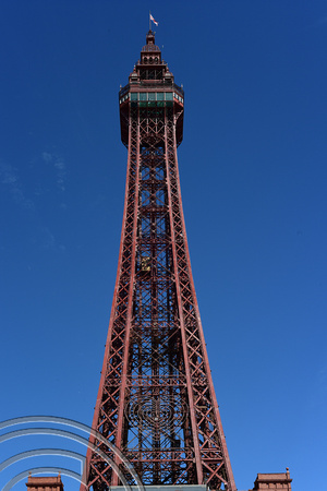 DG276750. The tower. Blackpool. 13.7.17