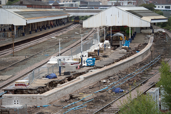 DG279069 Platform rebuilding. Bolton. 11.8.17