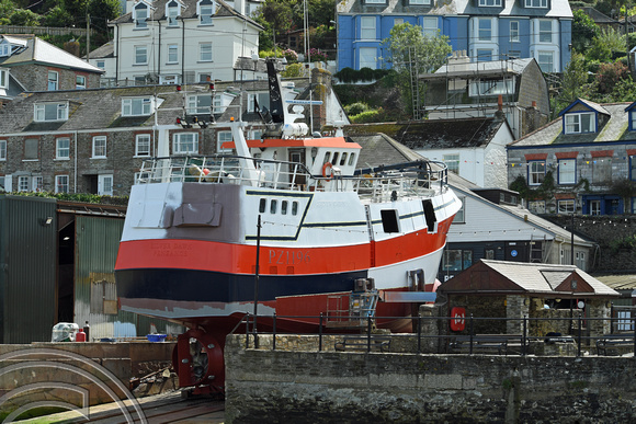 DG279584. Crabbing boat under repair. Polruan. Cornwall. 19.8.17