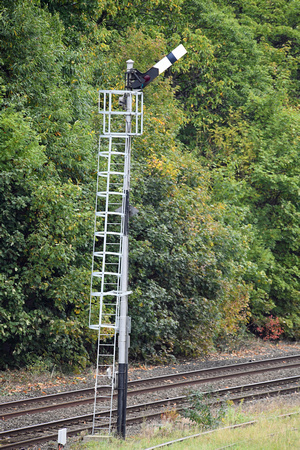 DG284669. Semaphore signal. Shrewsbury. 11.10.17