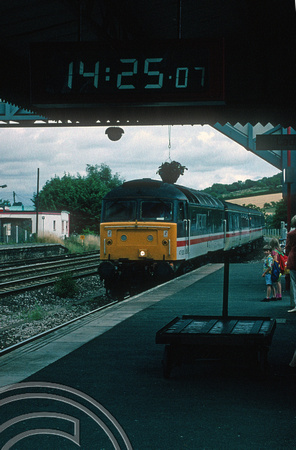 04038. 47828. Arriving with a Plymouth service. Totnes. 1.8.1994