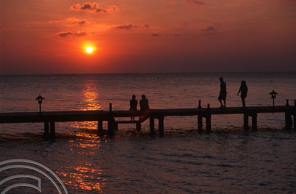 17265. Sunset over the jetty. Eriyadoo Island. Maldives. 16.1