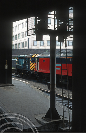 04777. 08934. 47790. Stabled in siding D. Euston. 3.6.1995
