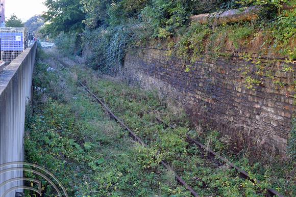 DG405541. Disused railway. Fox Valley. Stocksbridge. South Yorkshire. 25.20.2023.