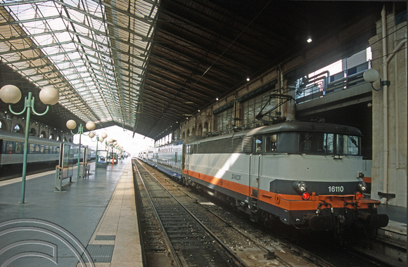 FR1148. 16110. Gare du Nord. Paris. France. 27.09.2003