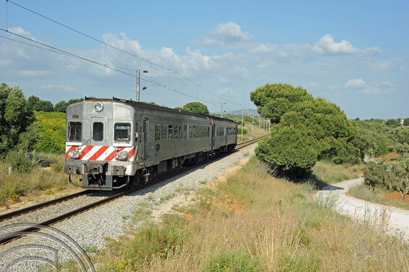 DG52843. Train 5913. Olhos de Agua. Portugal. 28.5.10.