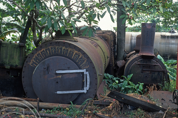 17213. Loco boilers. Dematagoda. Sri Lanka. 20.1.04.