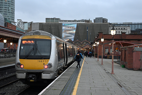 DG430999. 168217. 1R45. 1607 London Marylebone to Birmingham Moor Street. Birmingham Moor St. 9.10.2024.