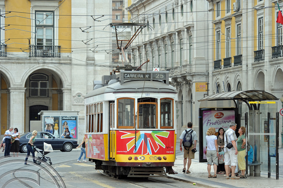 DG53045. Tram 581. Rua du Arsenal. Lisbon.  Portugal. 2.6.10.