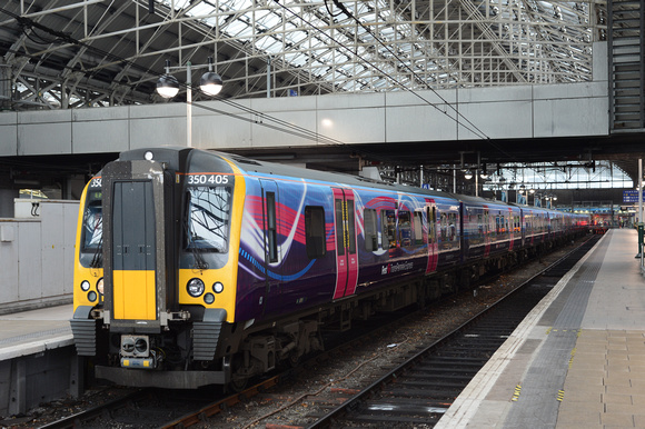 DG201706. 350405. Manchester Piccadilly.  23.11.14.