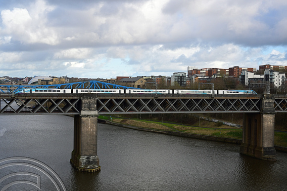 DG441585. 802205. 9M15. 1443 Newcastle to Liverpool Lime Street. Newcastle. 12.3.2025.