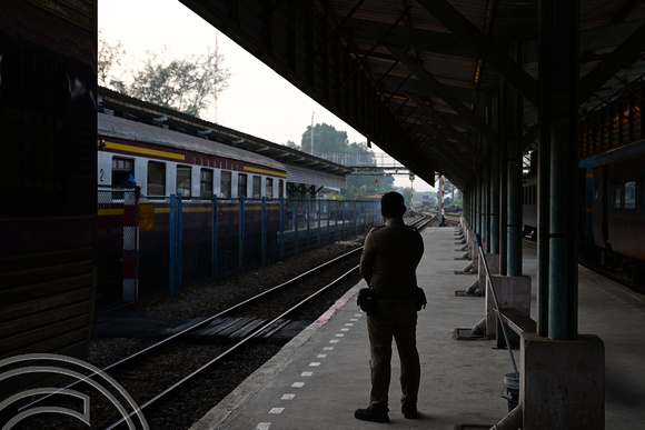 DG439017. Waiting for the engine. Hat Yai. Thailand. 13.2.2025.