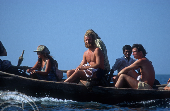 T5563. Taking the boat from Arambol to Anjuna. Goa. India. December 1995