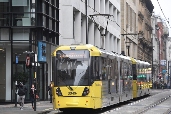 DG261923. Trams 3049 and 3031. Mosley St. 17.12.16