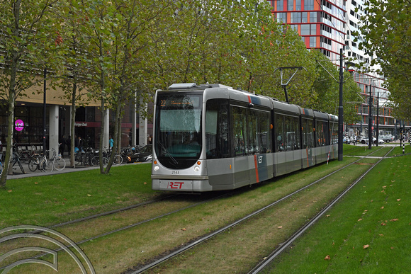 DG381937. Tram 2143. Rotterdam Centraal. Holland. 25.9.2022.