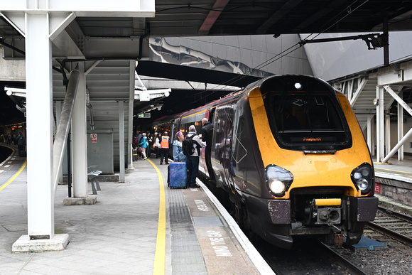 DG427888. 220010. 1V46. 0645 York to Plymouth. Birmingham New St. 20.9.2024.