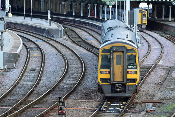 DG429785. 158908. 2C67. 1505 Doncaster to Hull. Hull. 3.10.2024.