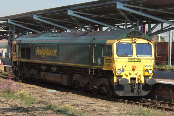 DG11725. 66558. Rugby. 10.8.07.