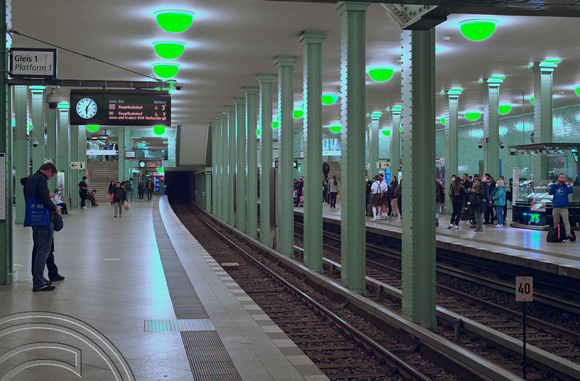 DG381648. U5 line. Alexanderplatz station. Berlin. Germany. 23.9.2022.