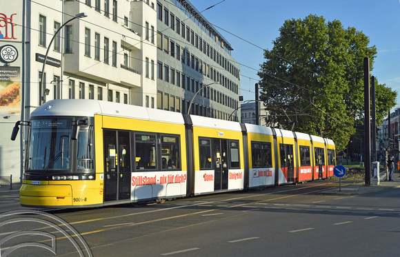DG381200. Tram 9005. Warschauer Straße. Berlin. Germany. 23.09.2022.