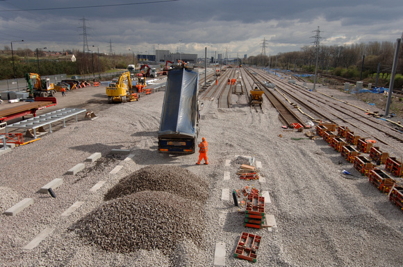 DG15042. Building new stabling sidings. Stratford. 19.3.08.
