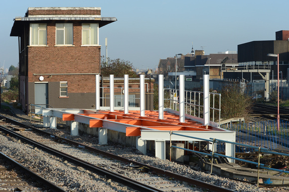 DG135931. Platform extension. Clapham Junction. 16.1.13.