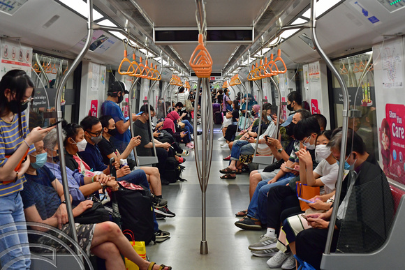 DG386331. Downtown line train. Singapore. 13.1.2023.