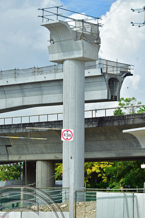 DG386308. New viaduct construction. Upper Changi Rd. Tanah Merah. East-West line. Singapore. 12.1.2023.