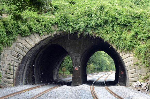 DG220902. Dundas aqueduct tunnel. 20.8.15