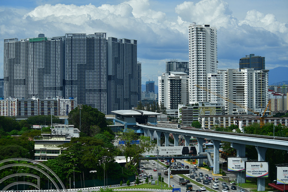 DG387355. 154. MRT Kajang line.Taman Pertama. Kuala Lumpur. Malaysia. 18.1.2023.