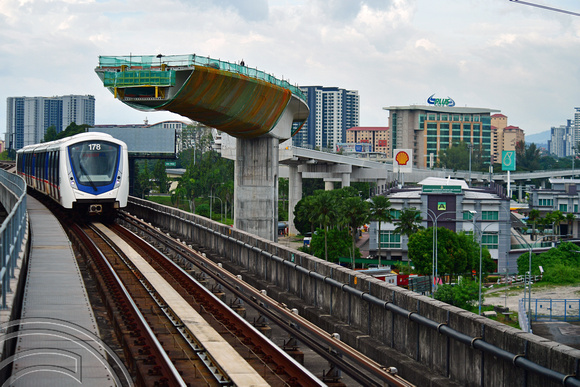 DG387558. Building the Shah Alam LRT line. Glenmarie. Kuala Lumpur. Malaysia. 20.1.2023.