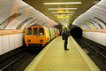 DG21479. Glasgow subway. Kinning Park. 9.4.09.