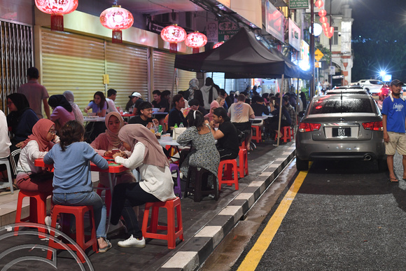 DG387683. Pavement dining. Jalan Sultan. Kuala Lumpur. Malaysia. 22.1.2023.
