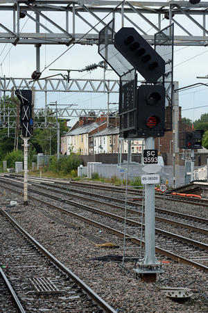 DG223210. Old and new  signalling. North end. Stafford. 30.8.15