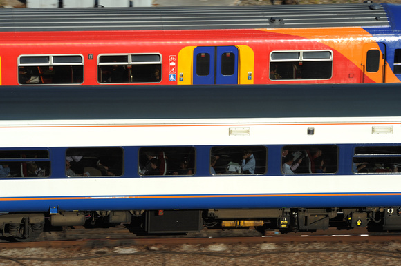 DG32311. Trains leaving. Waterloo. 8.9.09.