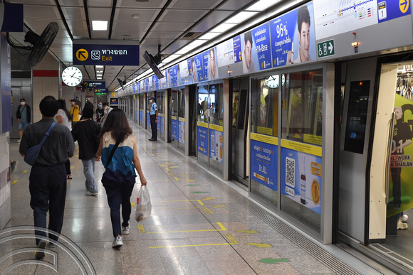 DG388341. Blue line metro. Hualamphong. Bangkok. Thailand. 27.1.2023.