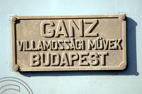 FDG2039. Ganz Mavag builders plate. Budapest Keleti. Hungary. 16.9.05.