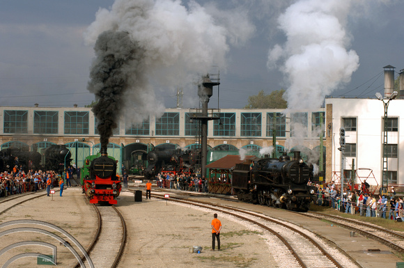 FDG2195. 109 109 and 109 13. Budapest railway museum. Hungary. 17.9.05.