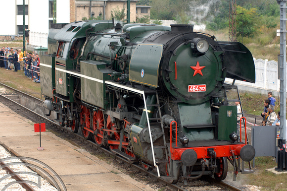 FDG2204. 464 202. Budapest railway museum. Hungary. 17.9.05.
