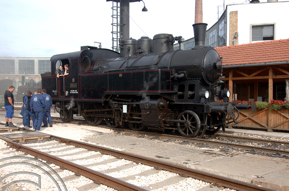 FDG2312. 331 037. Budapest railway museum. Hungary. 18.9.05.