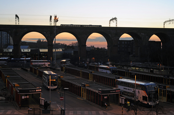 DG45749. Viaduct and bus station. Stockport. 8.3.10.