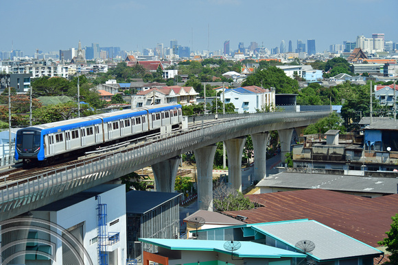 DG389154. Blue line train. Tao Poon. Bangkok. Thailand. 11.2.2023.
