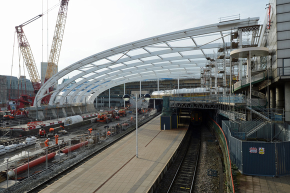 DG199513. New roof. Manchester Victoria. 31.10.14.